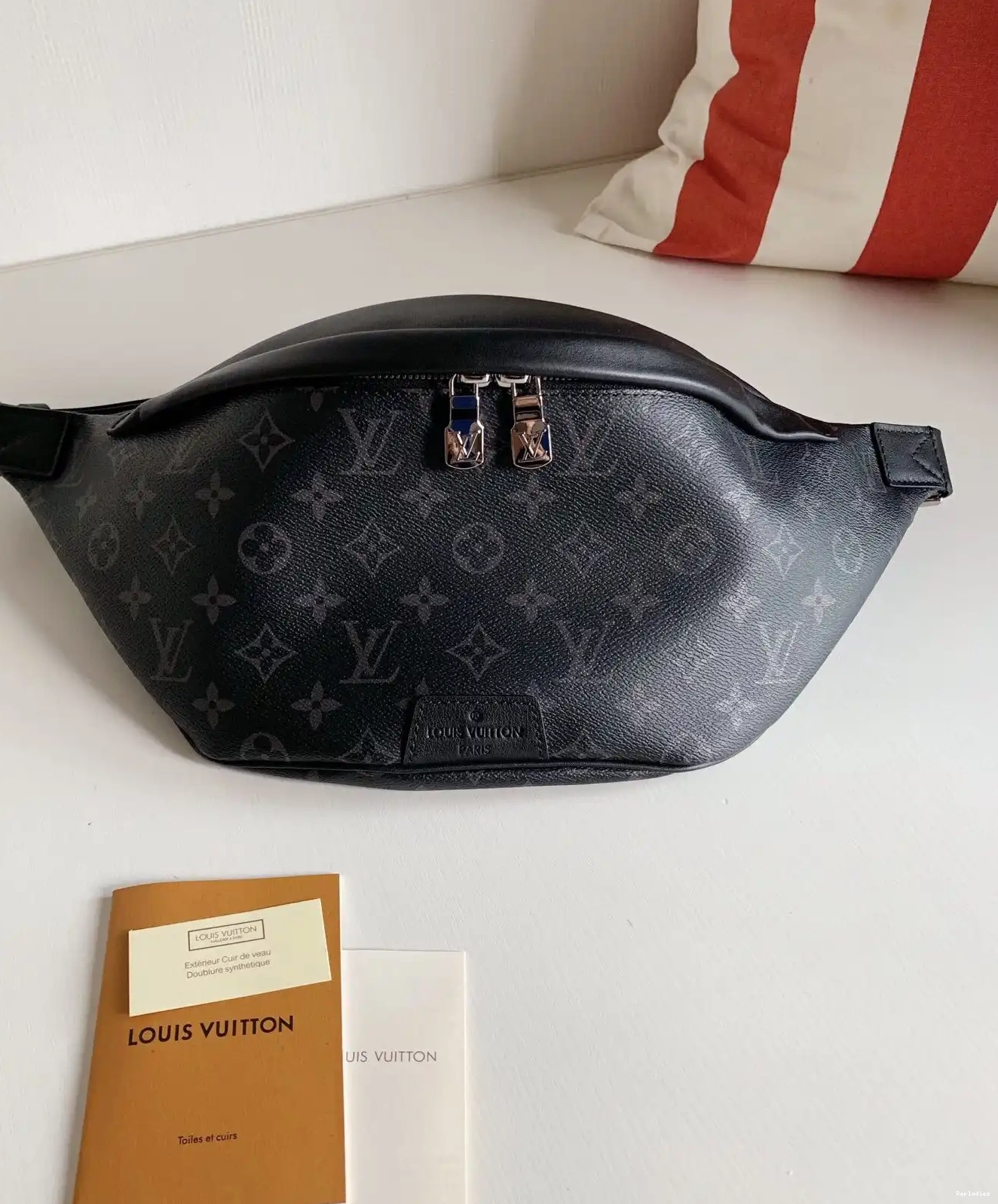 Repzbay DISCOVERY VUITTON BUMBAG LOUIS 0605